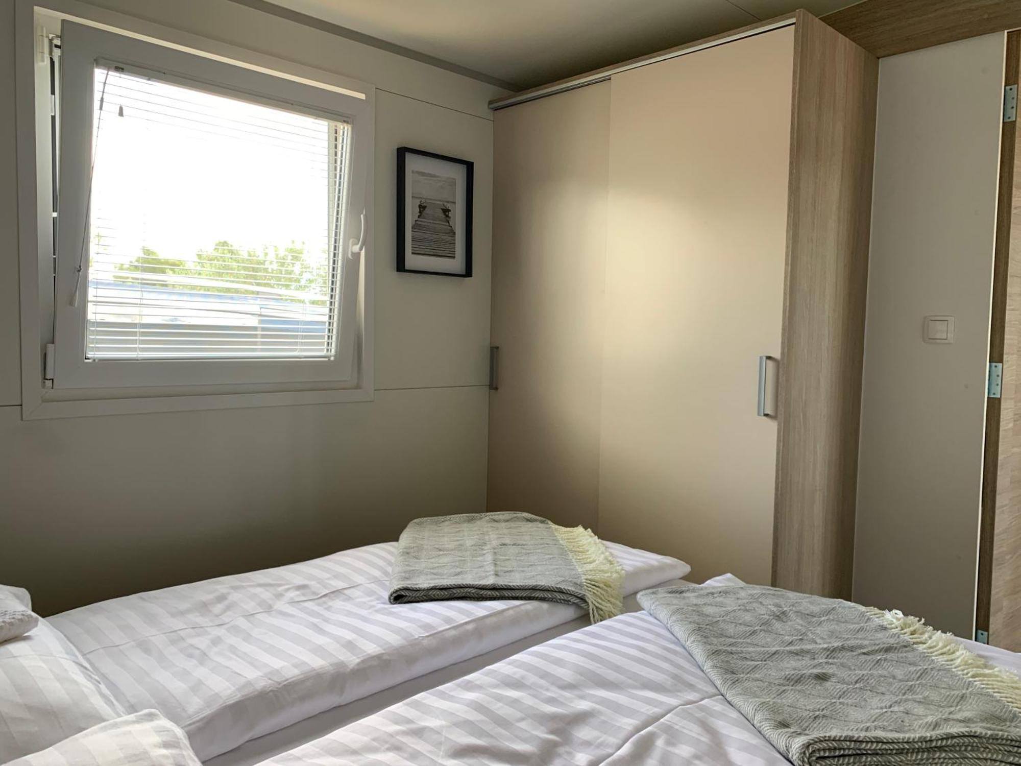 Mobile Home M&M Drage Rom bilde