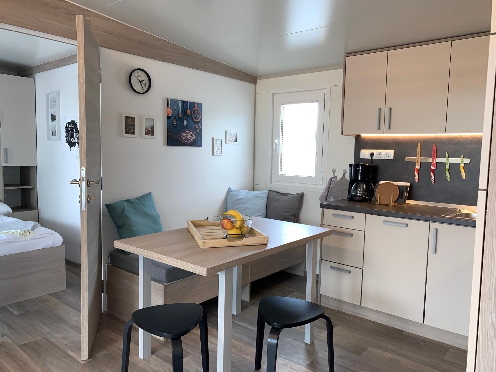 Mobile Home M&M Drage Rom bilde
