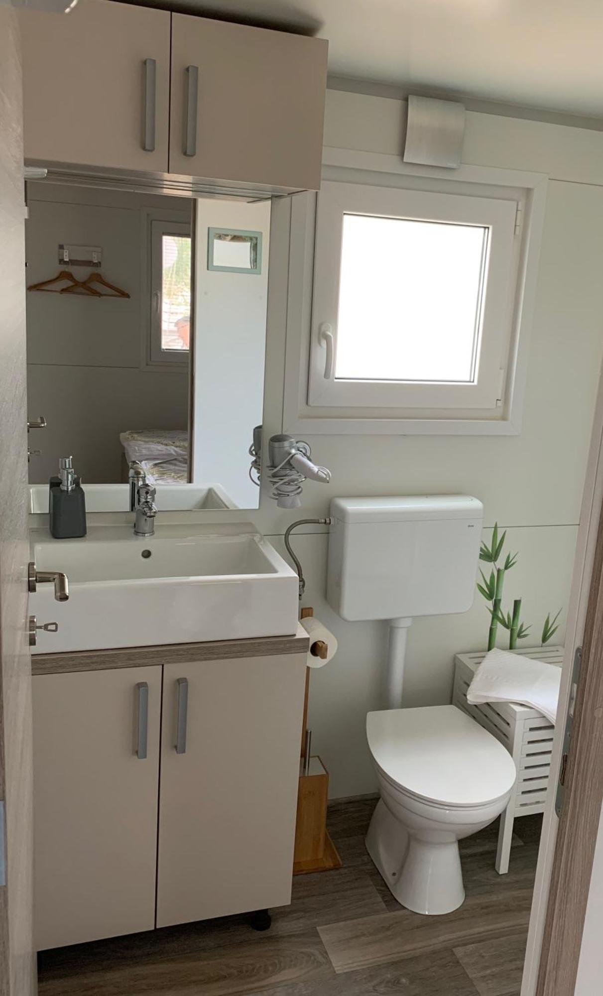 Mobile Home M&M Drage Rom bilde